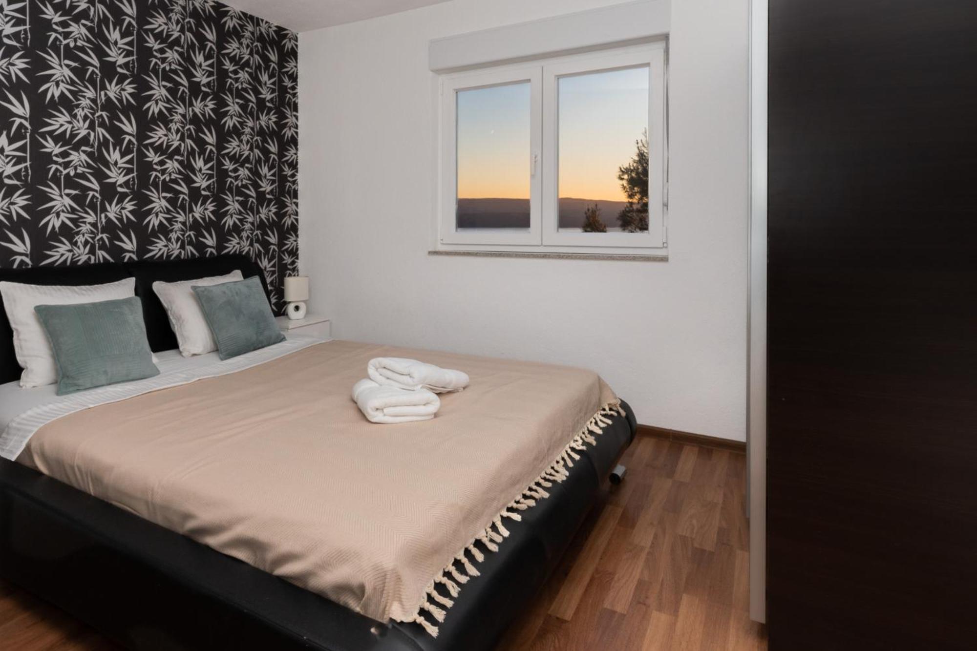 Sunny Hill Apartments With Rooftop Pool Celina Exterior foto