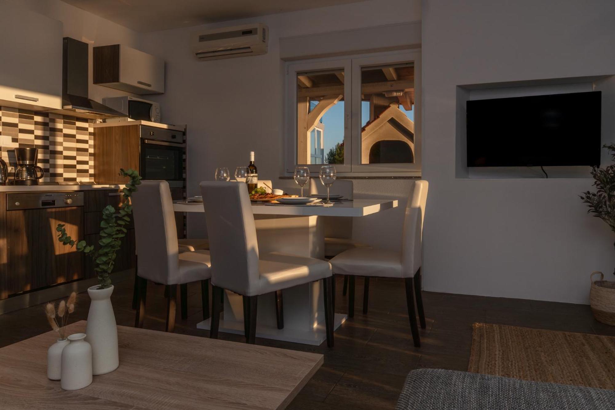 Sunny Hill Apartments With Rooftop Pool Celina Exterior foto